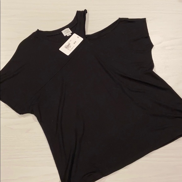 T shirt - Picture 2 of 2